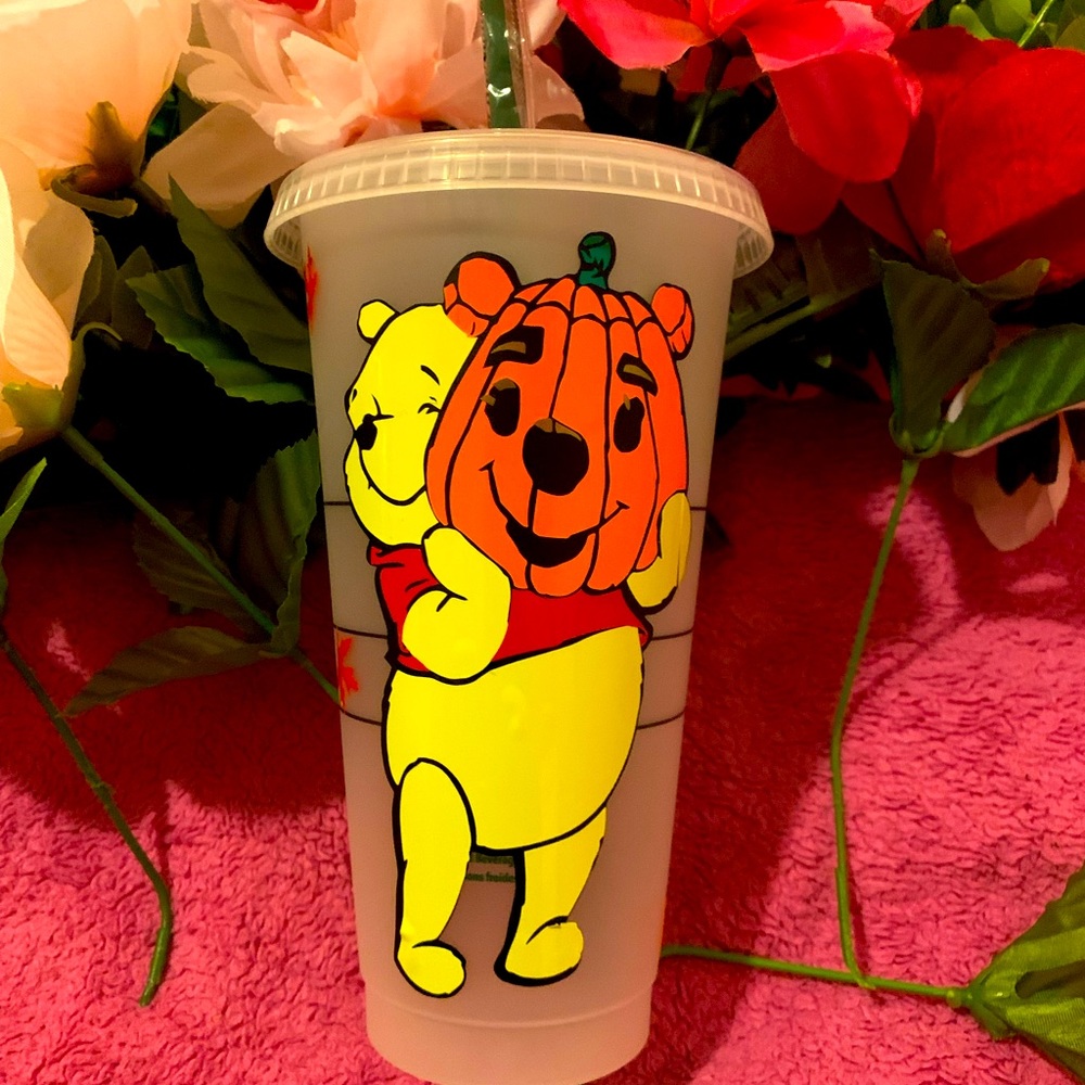 Winnie the Pooh custom fall Cup - Picture 1 of 2